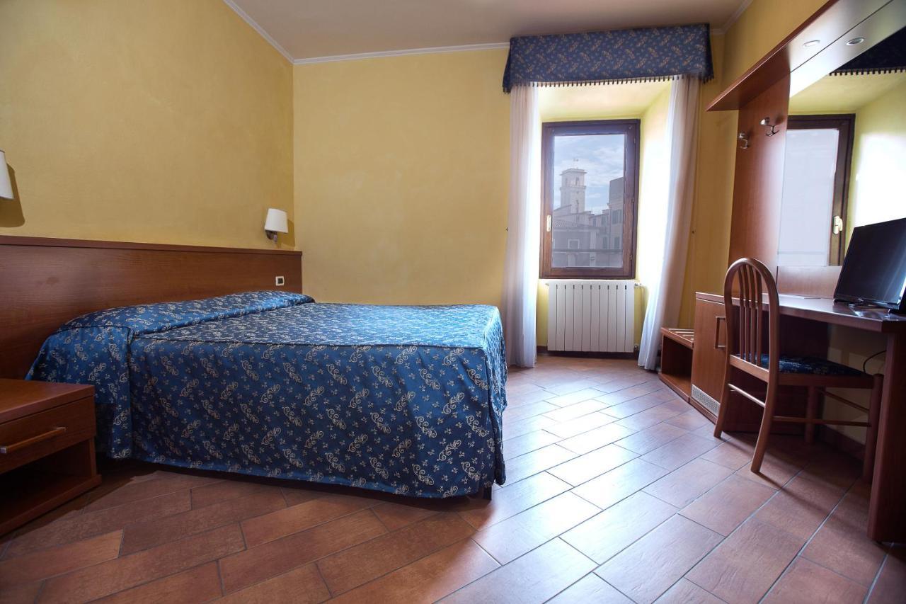 Albergo Dei Leoni Monterotondo Kültér fotó