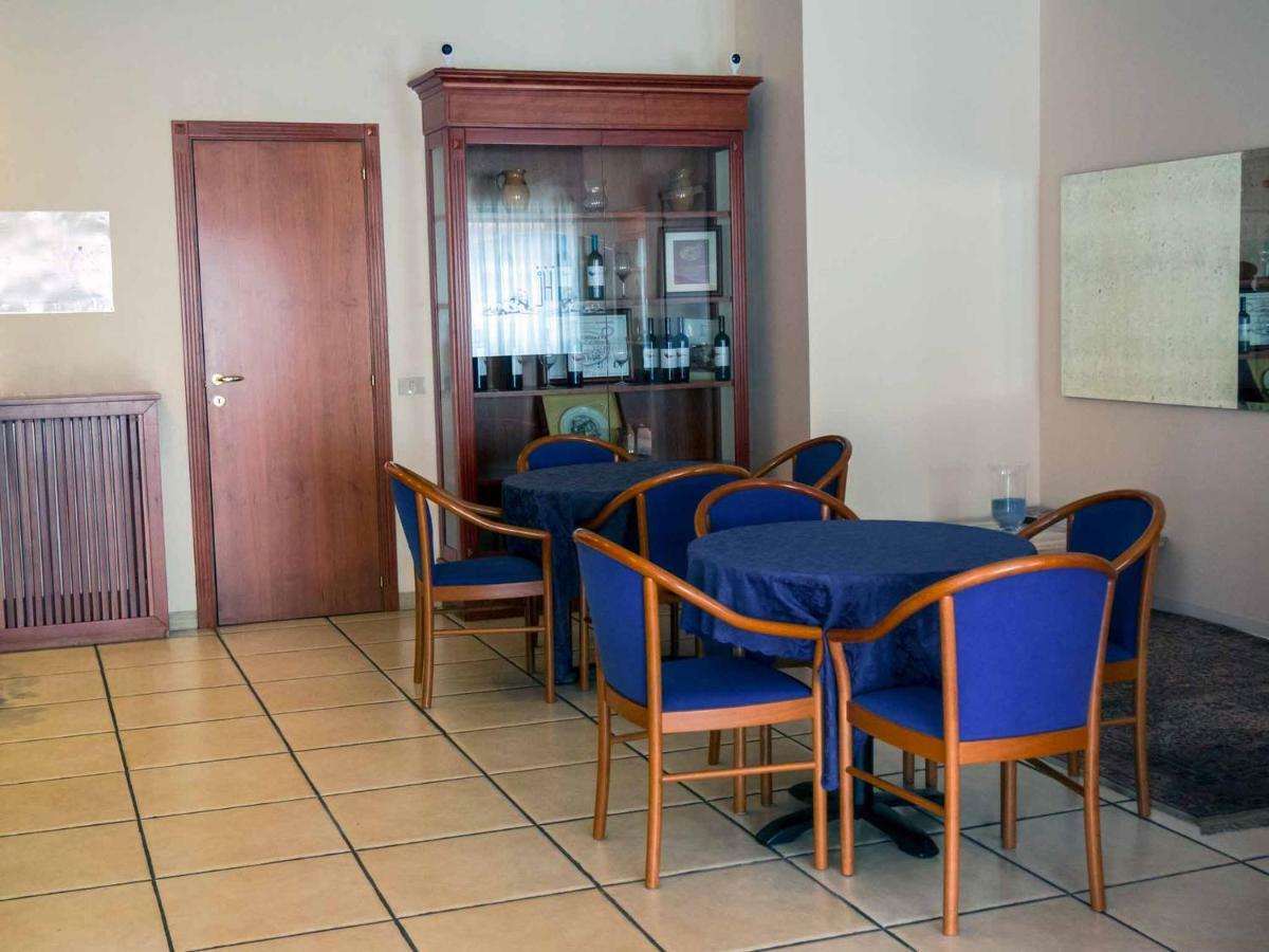 Albergo Dei Leoni Monterotondo Kültér fotó