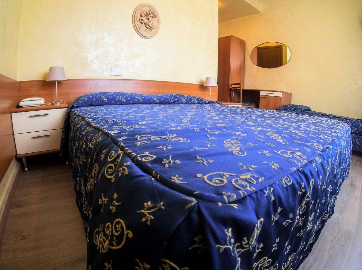 Albergo Dei Leoni Monterotondo Kültér fotó