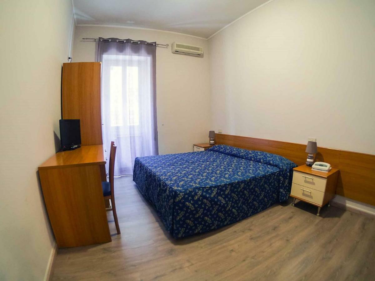 Albergo Dei Leoni Monterotondo Kültér fotó